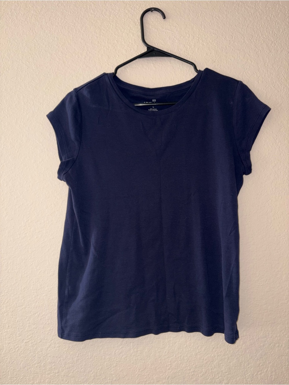 Liz Claiborne Navy Short Sleeve Crew Tee